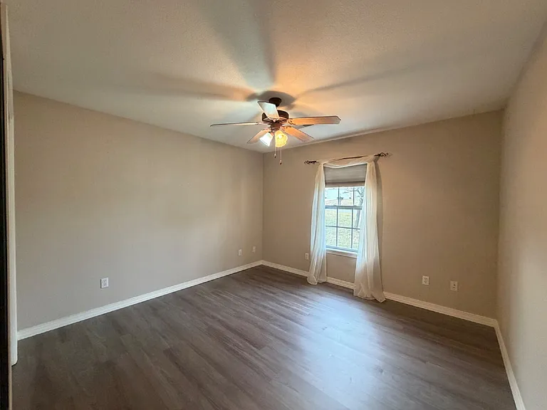 285 Willowbrooke — Photo 18
