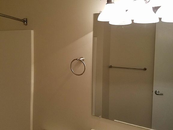5th image of 15 Fern Oak Cir APT 203