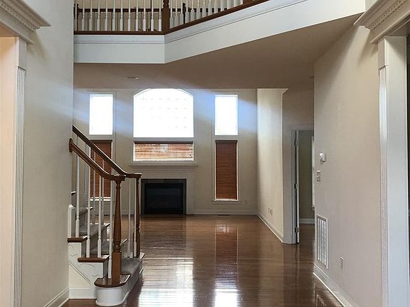 2nd image of 9405 Clover Crest Ct