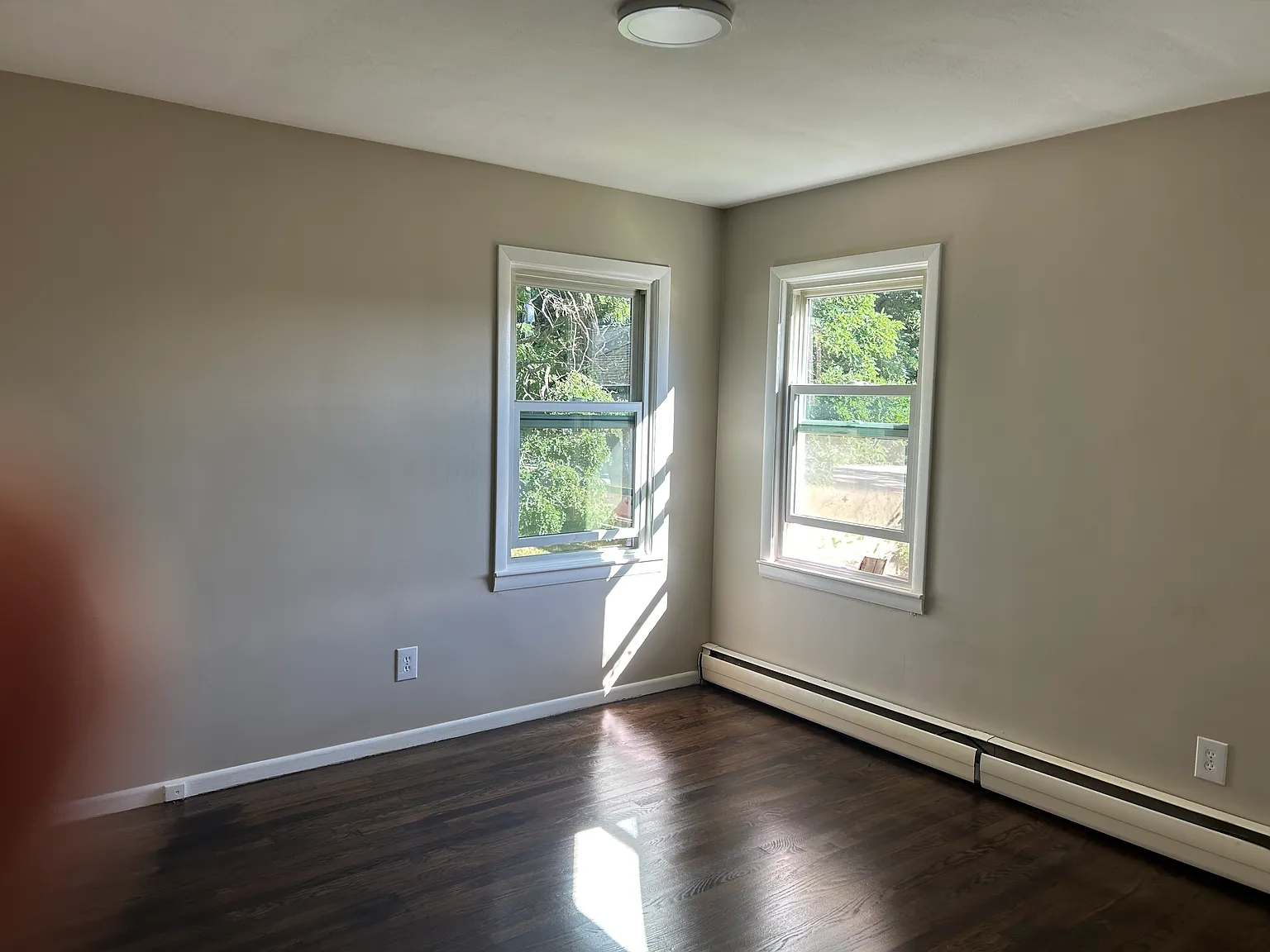 3 bed, 1040 sqft, $2,800 — Photo 2