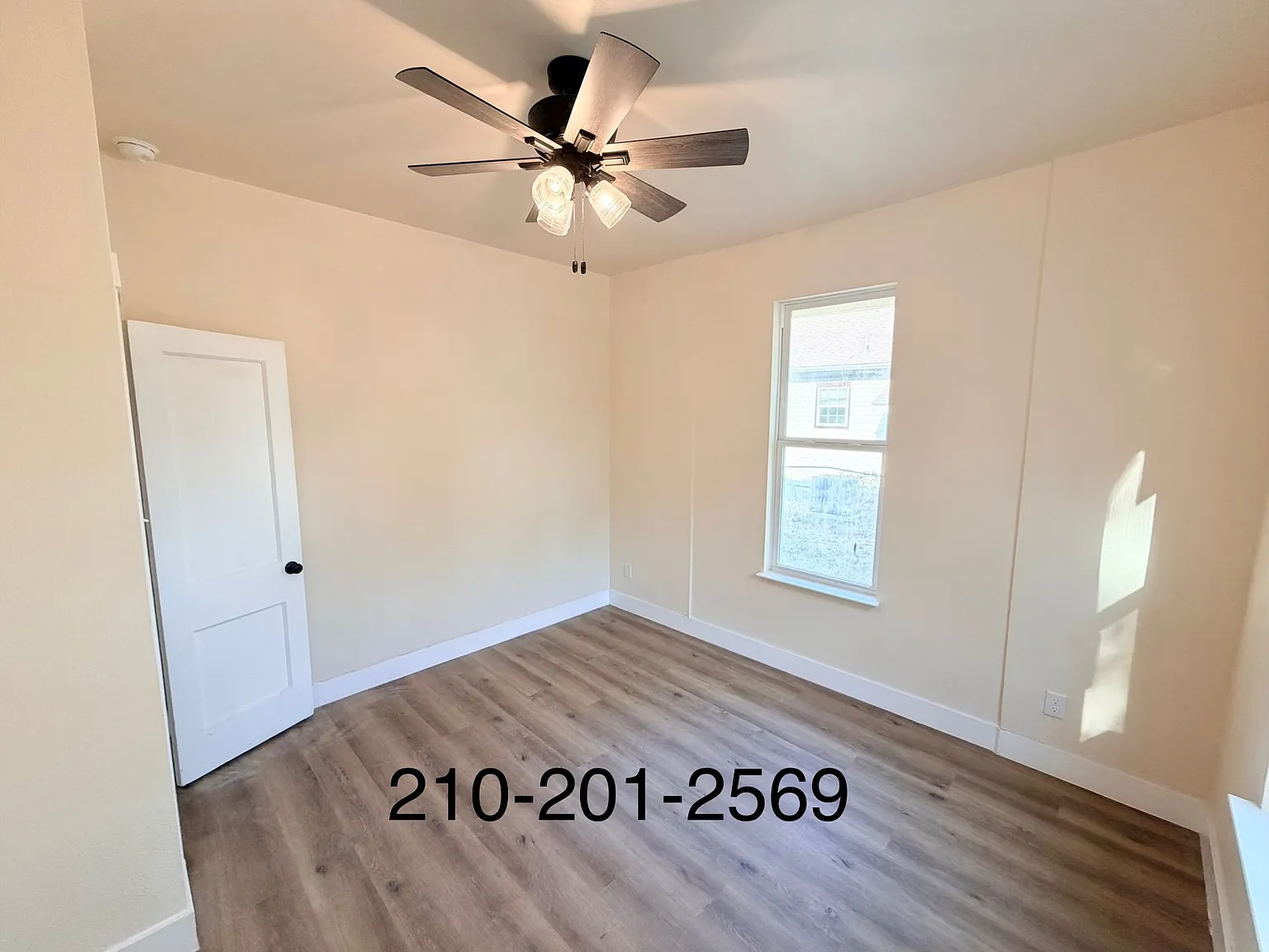 1106 W Ridgewood Ct — Photo 4