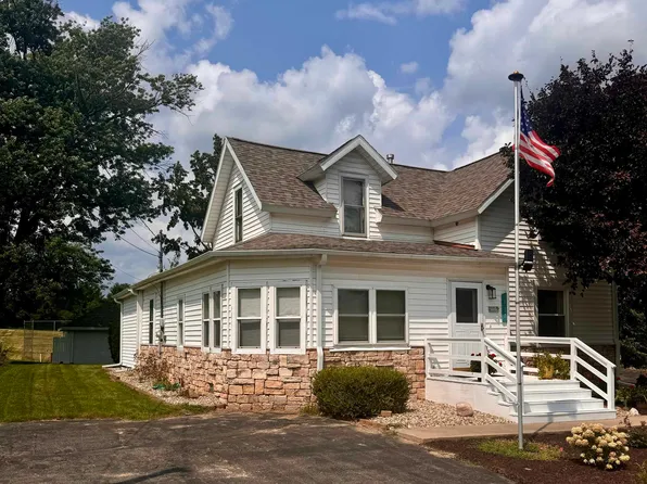 117 E Hovey St, Warsaw, IN 46580