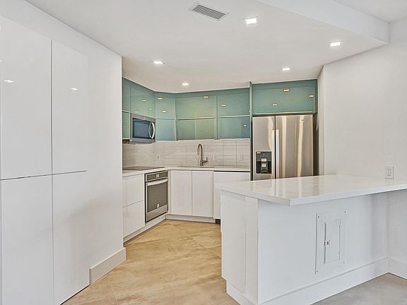 4th image of 3610 S Ocean Blvd APT 306