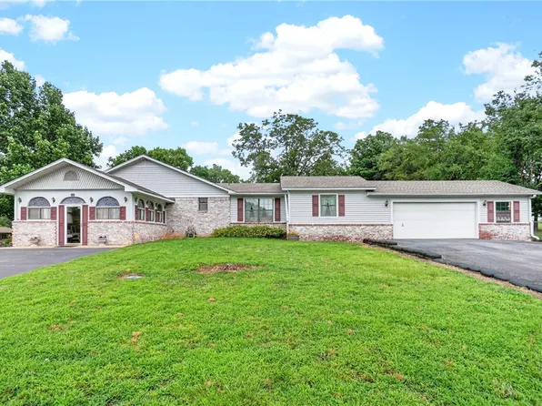 20 Bakers Creek Rd, Russellville, AR 72802