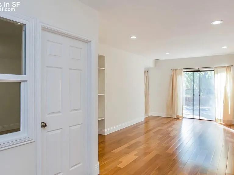 239 15th Ave #A — Photo 3