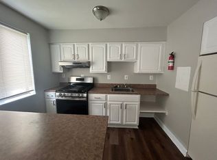 12 Galveston St SW APT 302, Washington, DC 20032