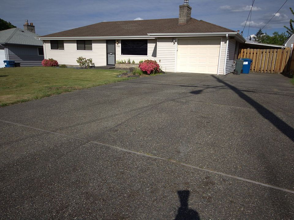 1st image of 17932 51st Ave S