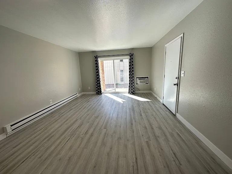 Stone Gate Apartments — Photo 50