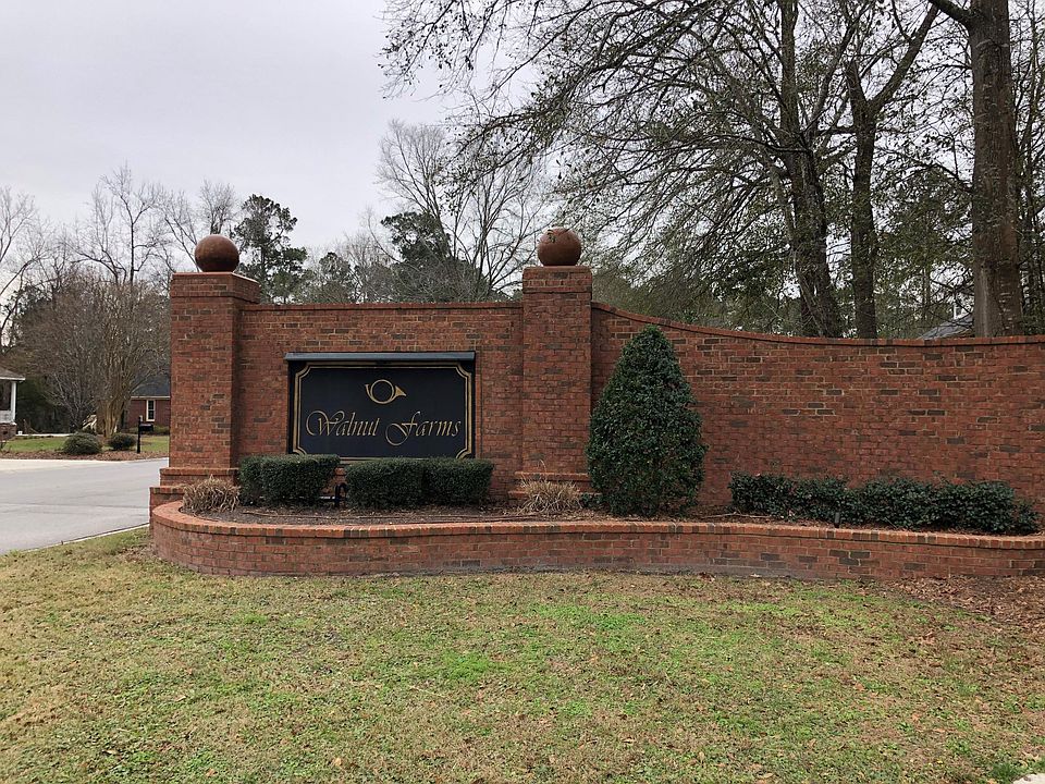 1st image of 210 Glenforest Ct
