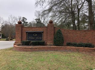 210 Glenforest Ct, Summerville, SC 29485