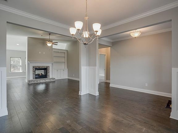 5th image of 2680 Limestone Creek Dr