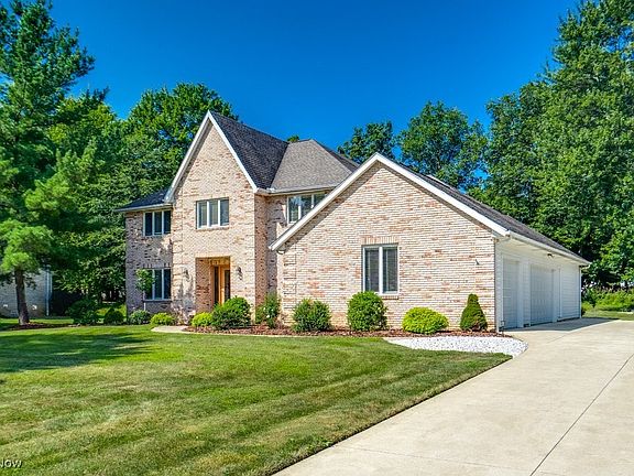 3rd image of 9762 Forge Dr