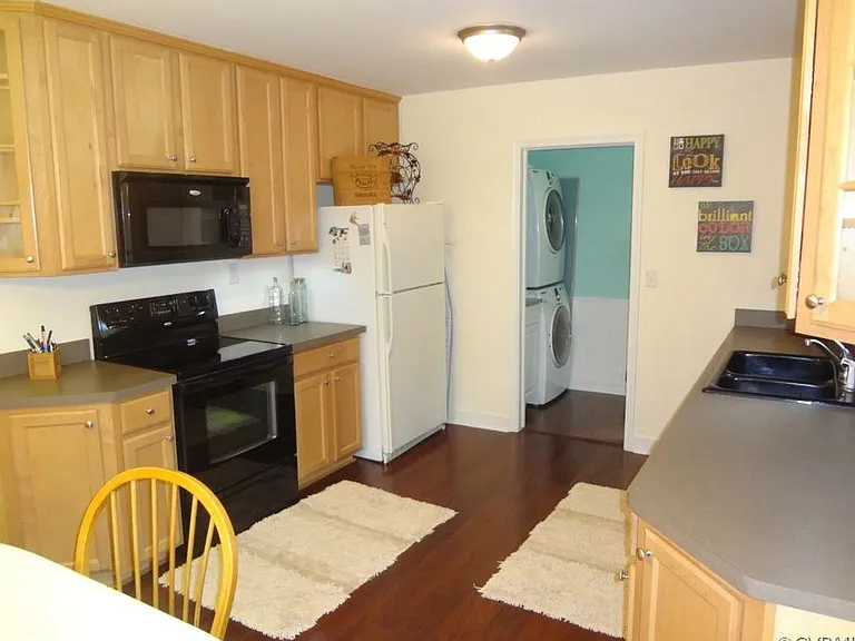 1567 Whippoorwill Rd — Photo 5