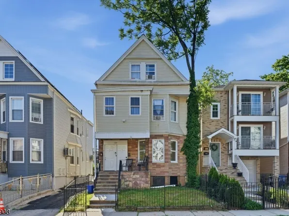 148 N 15Th St, East Orange City, NJ 07017