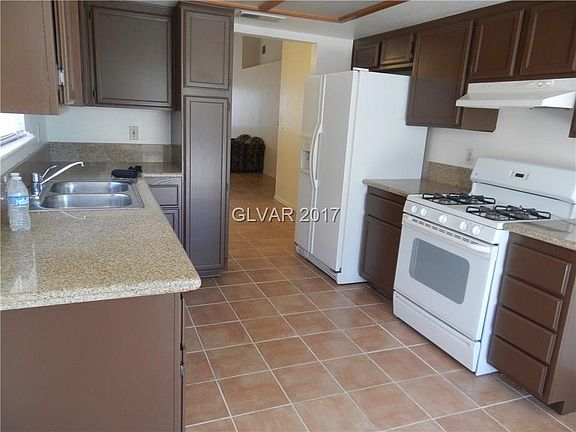 5th image of 5857 Yerington Ave