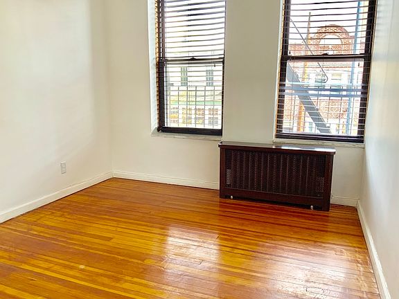 3rd image of 25-72 42nd St