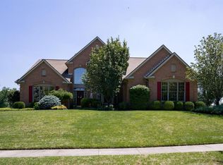 5228 Vista Point Dr, Maineville, OH 45039