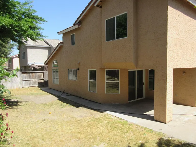 993 E Edgemont Dr — Photo 21