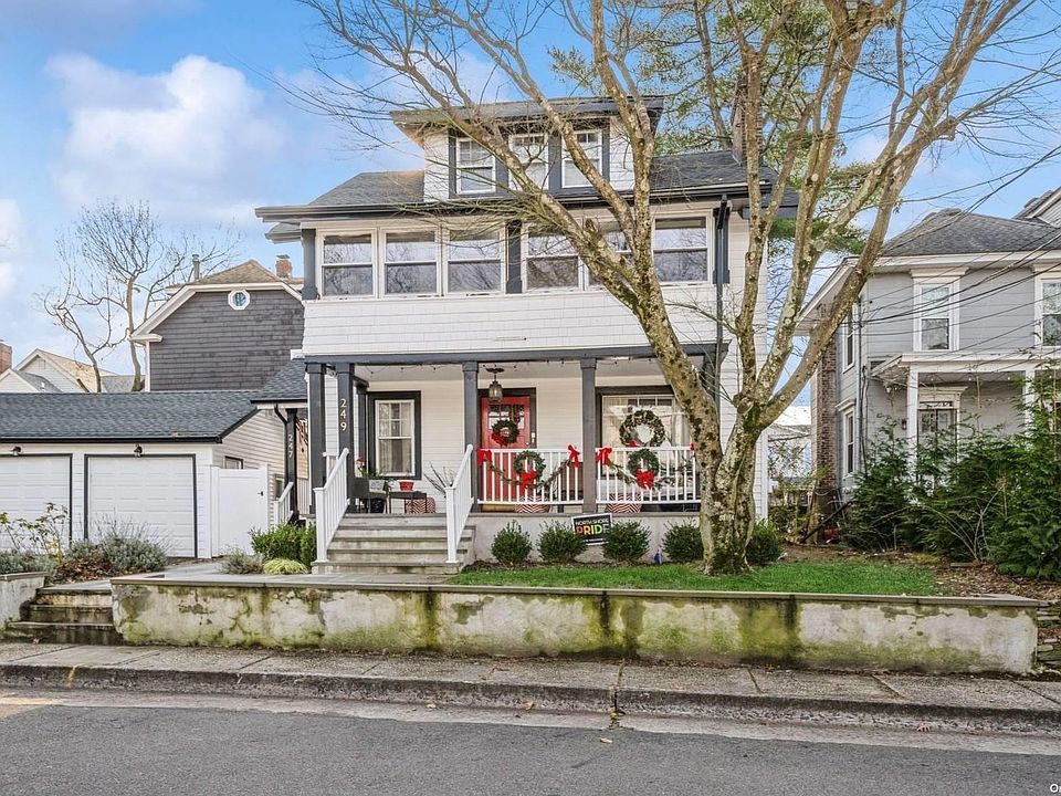 1st image of 249 8th Avenue