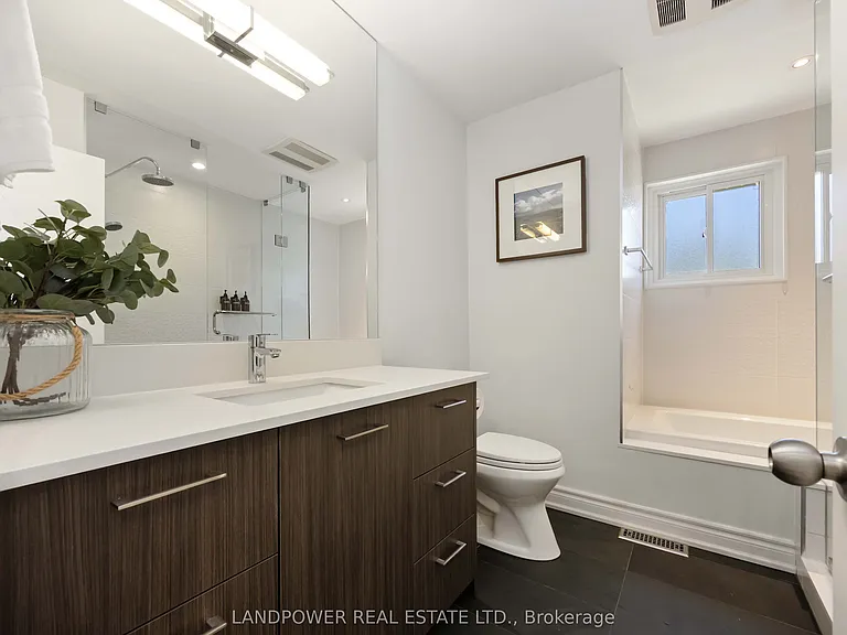 48 Marowyne Dr — Photo 15