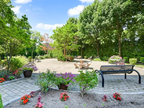 3 Fordham Hill Oval image 27 of 29