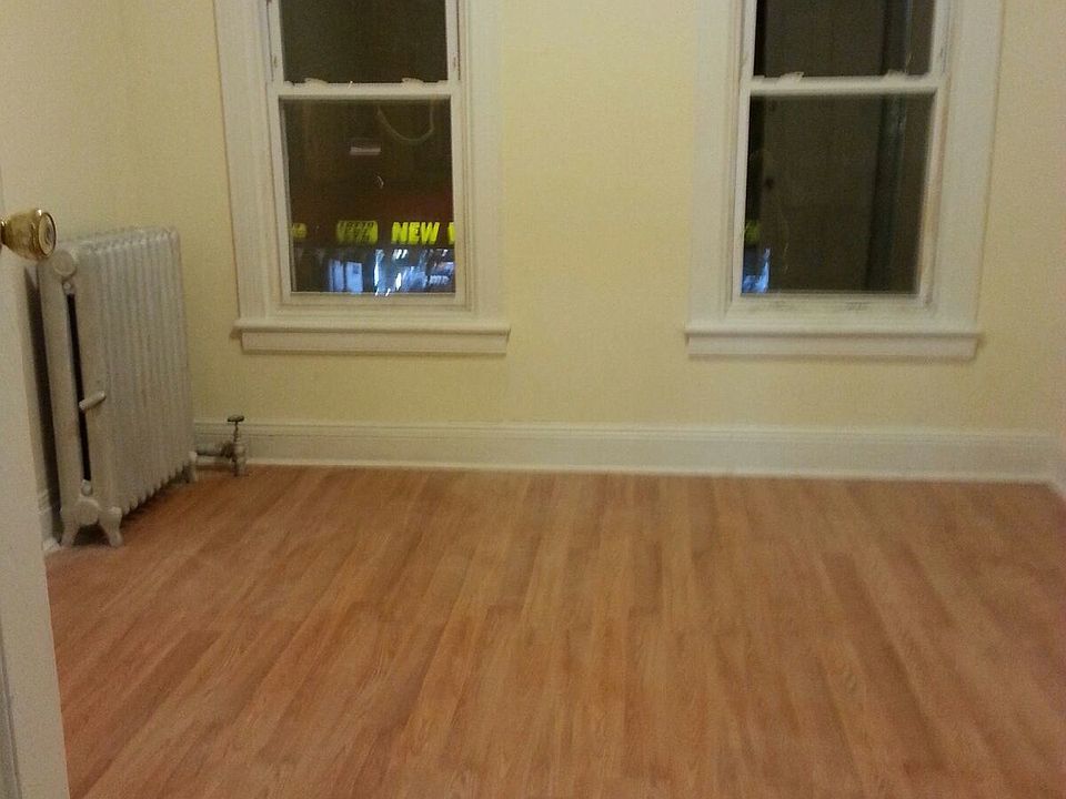 2nd image of 148 Ridgewood Ave #2