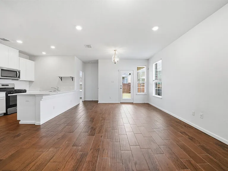 225 Danablu Dr — Photo 14