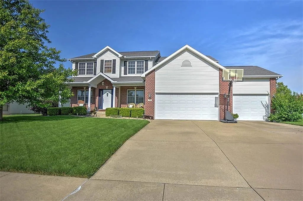 525 Greenbrier Ln photo 1
