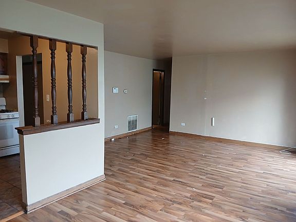 4th image of 4124 193rd St Unit 259