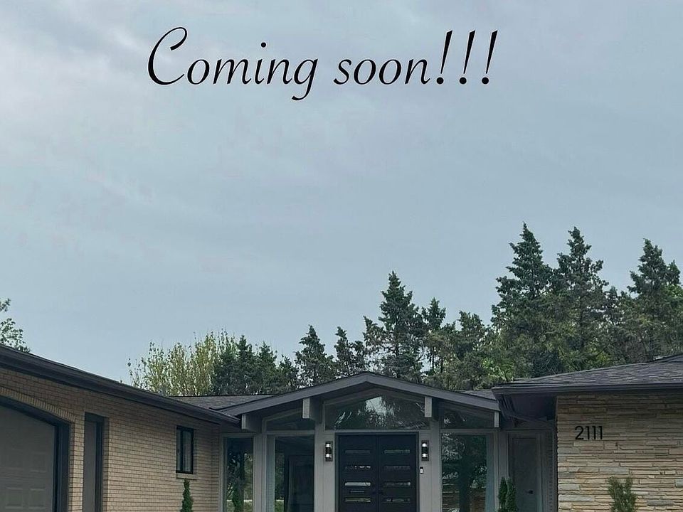 2nd image of 2111 Carolina Pl