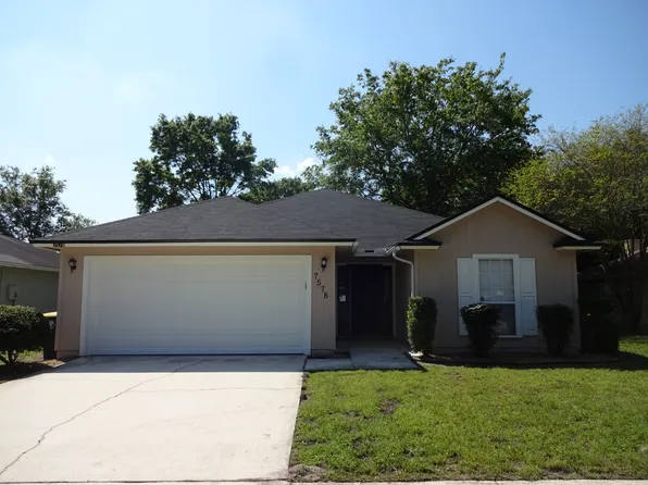 7578 N Fawn Lake Dr, Jacksonville, FL 32256
