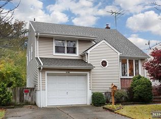 3-08 27th St, Fair Lawn, NJ 07410