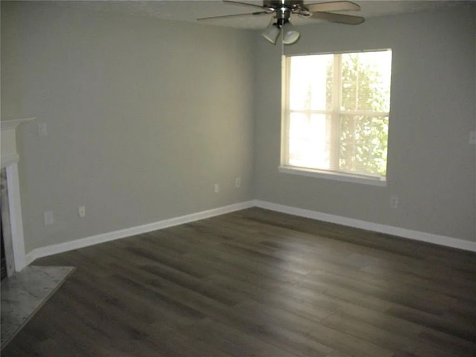 1st image of 980 Melrose Park Pl