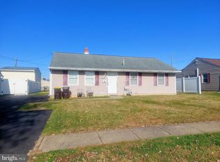 2716 Berwyn Rd, Bensalem, PA 19020