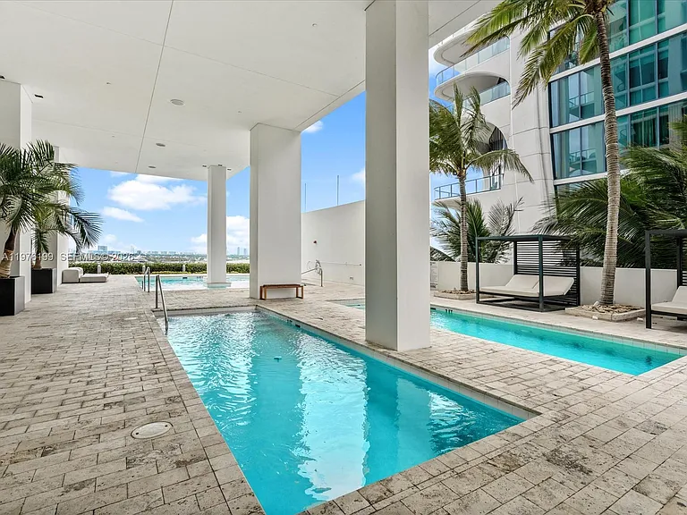 1040 Biscayne Blvd #1107 — Photo 42