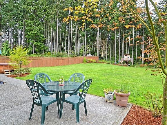 3rd image of 23813 Moorgate Pl NW