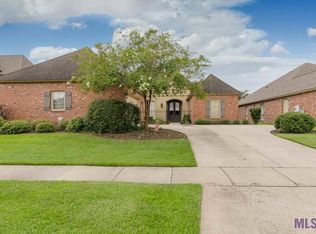 14337 Lake Path Dr, Prairieville, LA 70769