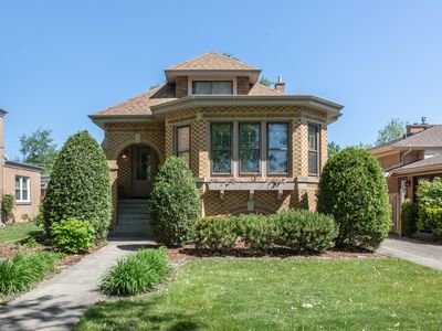 1806 Woodland Ave, Park Ridge, IL, 60068