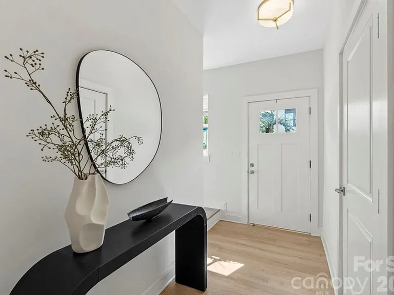 1105 Wonder Way — Photo 33