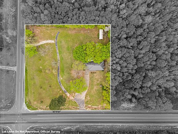 3rd image of 3645 State Highway 315 E