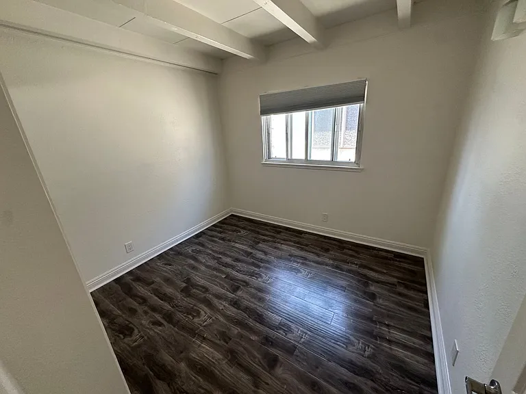 128 Montreal St — Photo 9
