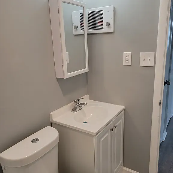 Station Court — Photo 12