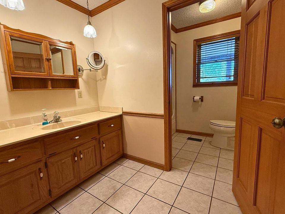 16th image of this home