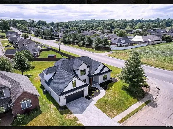 4488 Huntington Ridge Cir, Newburgh, IN 47630