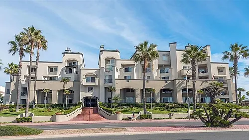 200 Pacific Coast Hwy #216 Photo 1