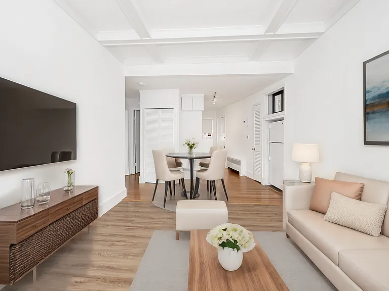 1730 Commonwealth Ave #7 — Photo 5