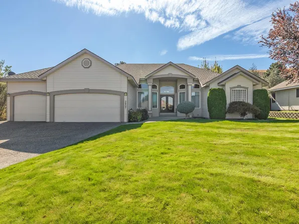 2807 W 43rd Ct, Kennewick, WA 99337