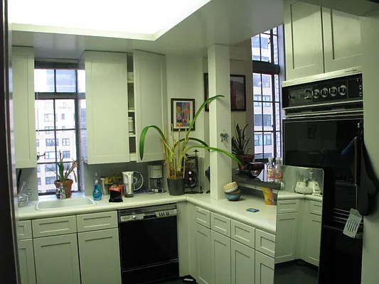 Rented by Vivaldi Real Estate | media 19