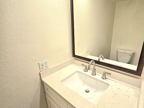 5th image of 2563 Harbor Blvd APT 4