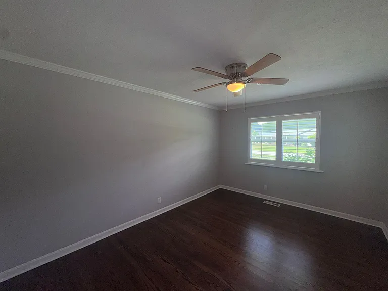 901 Pinedale Rd — Photo 10